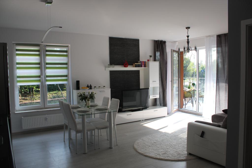 U-Stay Bond Apartament Kołobrzeg Kültér fotó